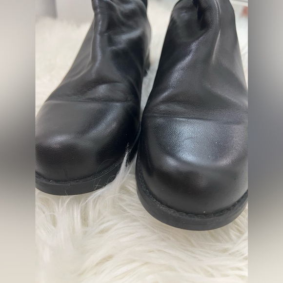 Stuart Weitzman
Half 'N Half Bold Boots - Picture 7 of 16
